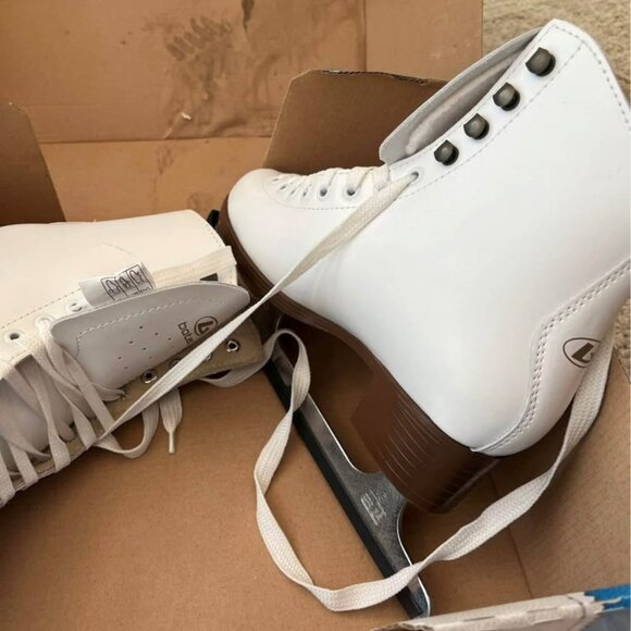 Womens Dagmar Figure skates - Picture 3 of 5